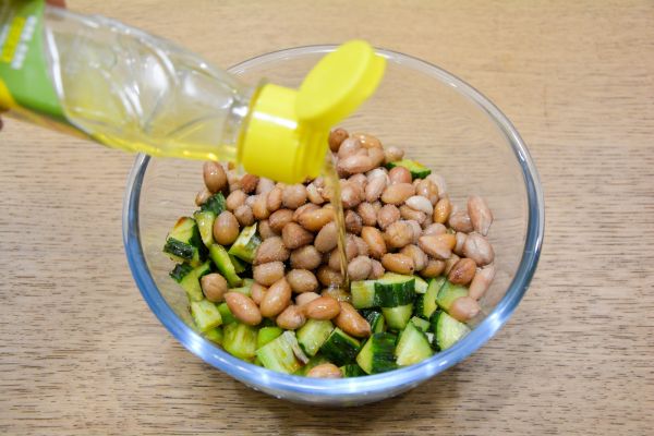 凉拌黄瓜花生米