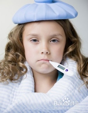 怎样给发烧的孩子科学降温？