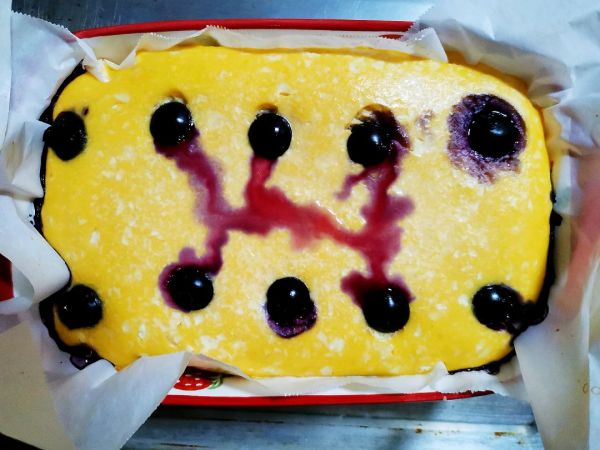 豆腐蓝莓爆浆蛋糕