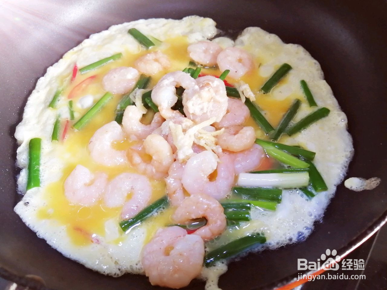 虾仁炒鸡蛋的做法