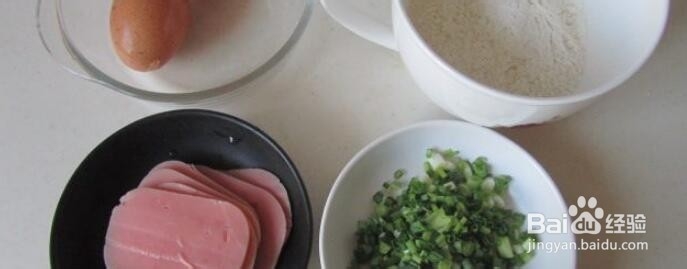 鸡蛋午餐肉卷饼