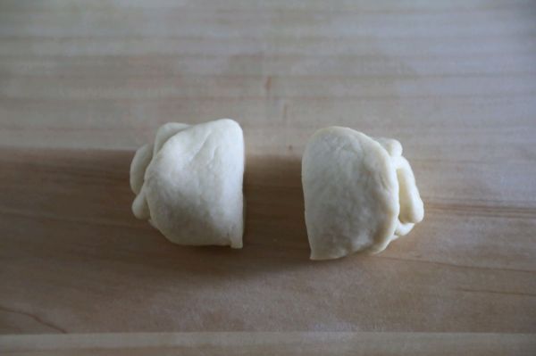 淡奶油玫瑰花面包