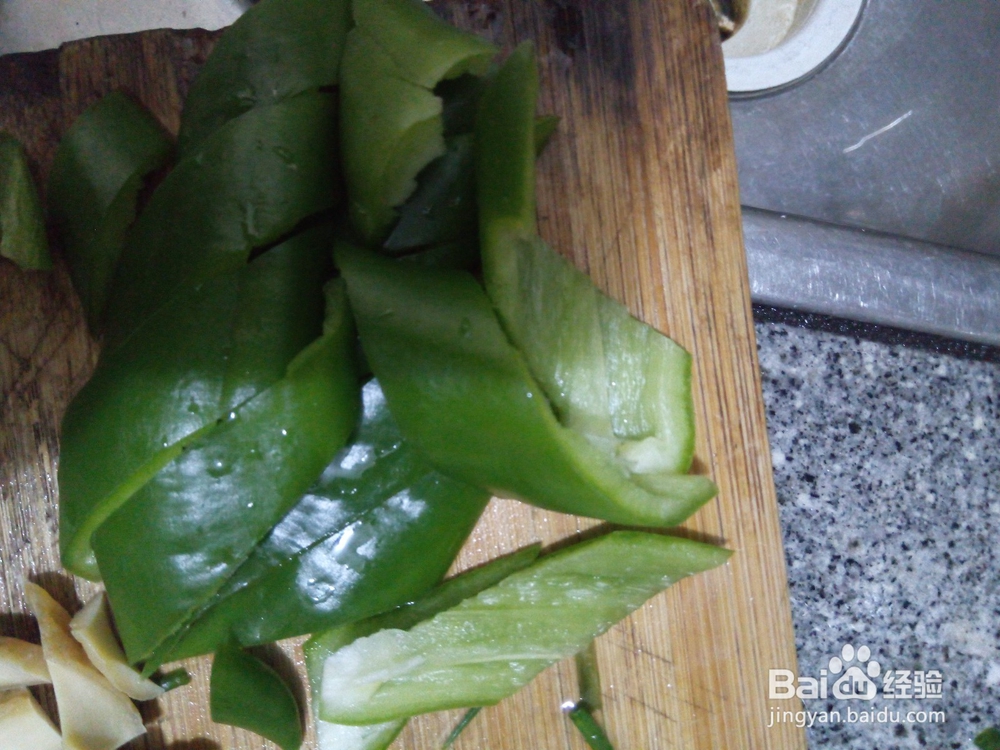 如何快速做豆腐干炒青椒