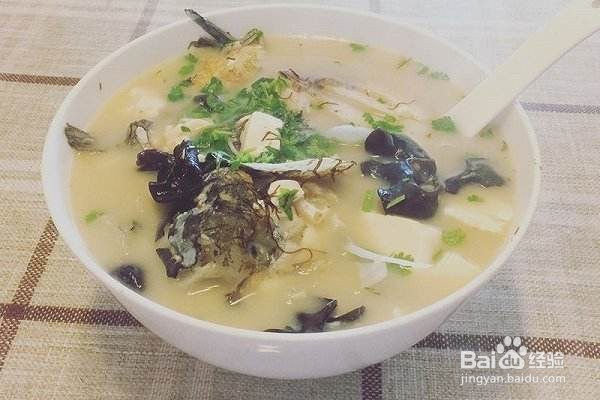 雪白的大头鱼豆腐汤的家常做法