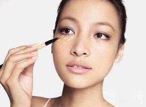 化妆基本步骤，入门必看