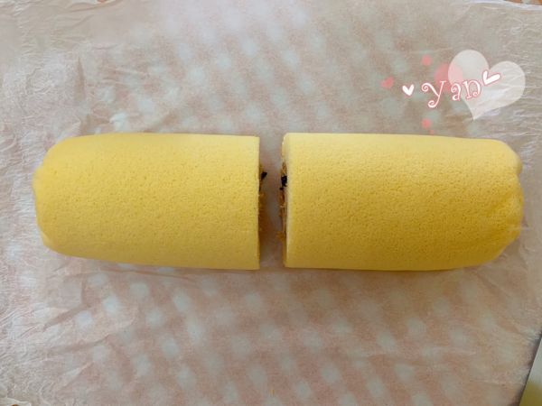 海苔肉松蛋糕卷