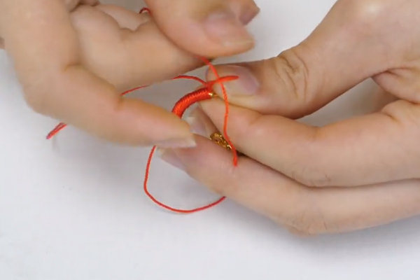 活口戒指怎么绑线