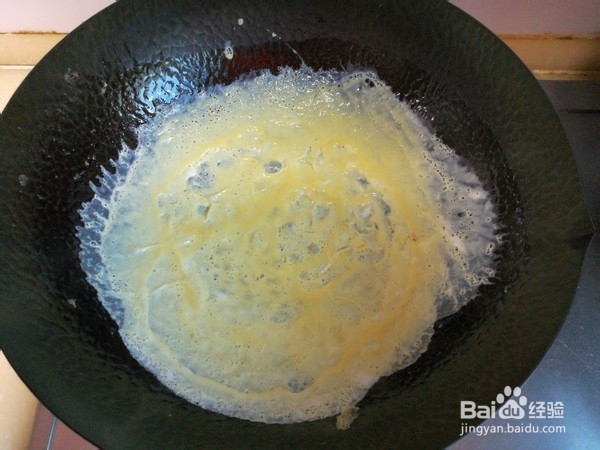 如何制作黄瓜金针菇 拌蛋丝