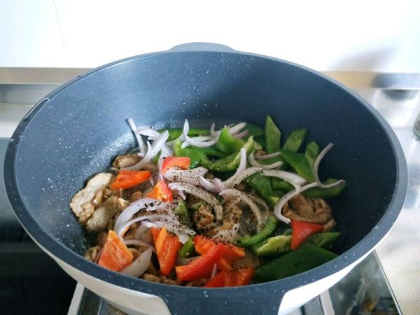 黑椒牛肉乌冬面