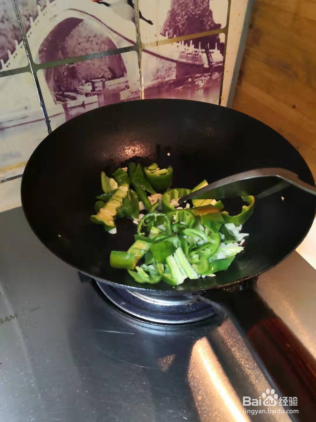 快手家常菜之青椒炒茄子