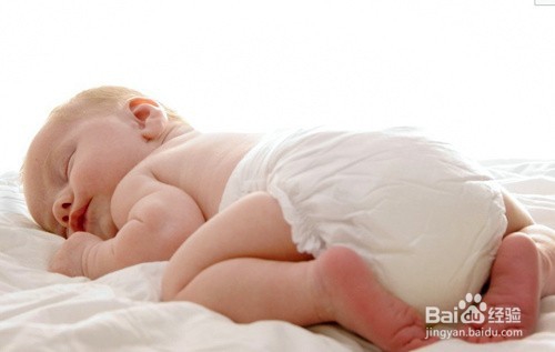 炎热的夏天,怎样让宝宝睡个好觉