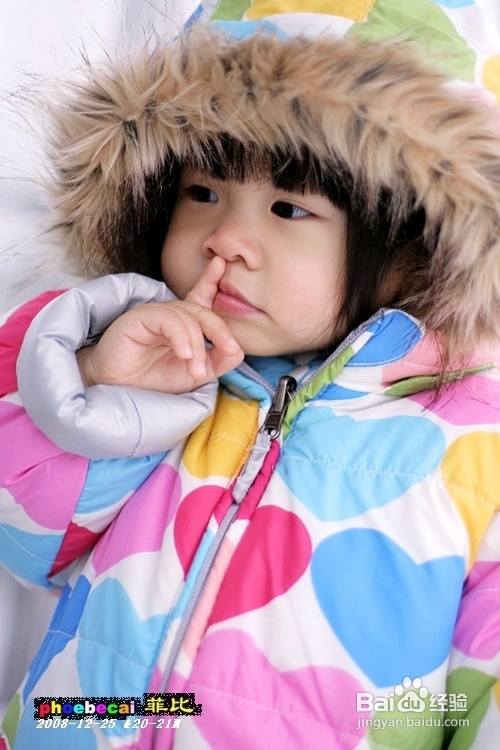 雪中宝贝俏表情(组图)