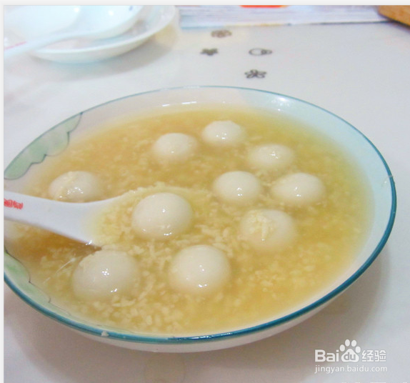 制作酒酿汤圆