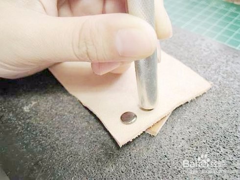 皮具铆钉如何安装