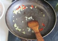 色香味俱全的蚕豆炒虾仁