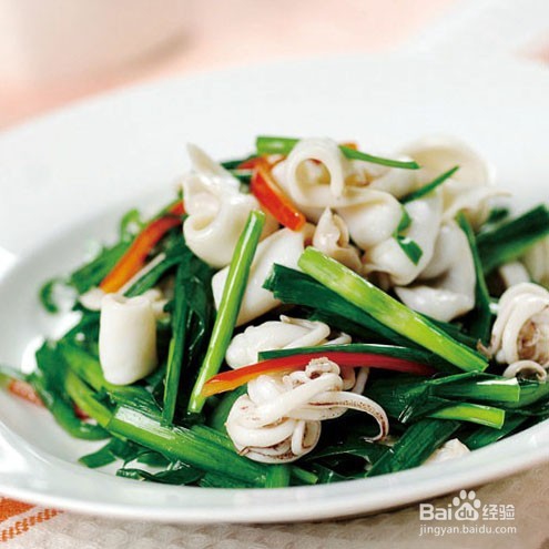 韭菜香爆墨鱼仔