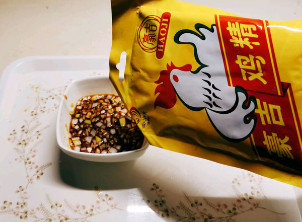 吮指藤椒油焖虾