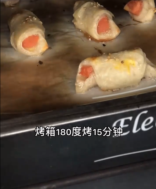 如何做脆皮香肠卷