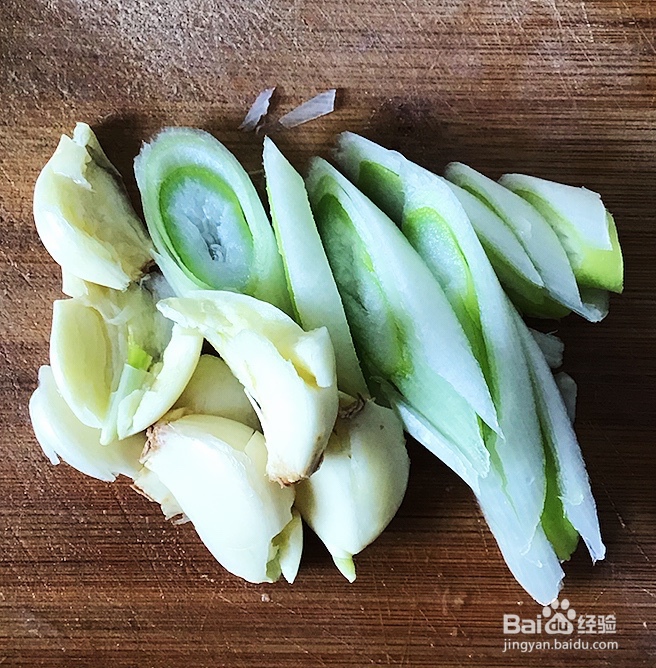 在家如何自制火锅鸡?