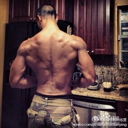 锻炼背部肌肉最有效的9个动作