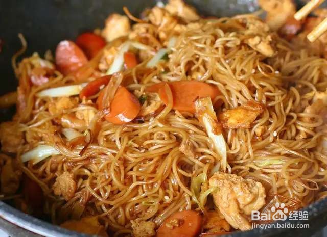如何在家制作正宗炒面?