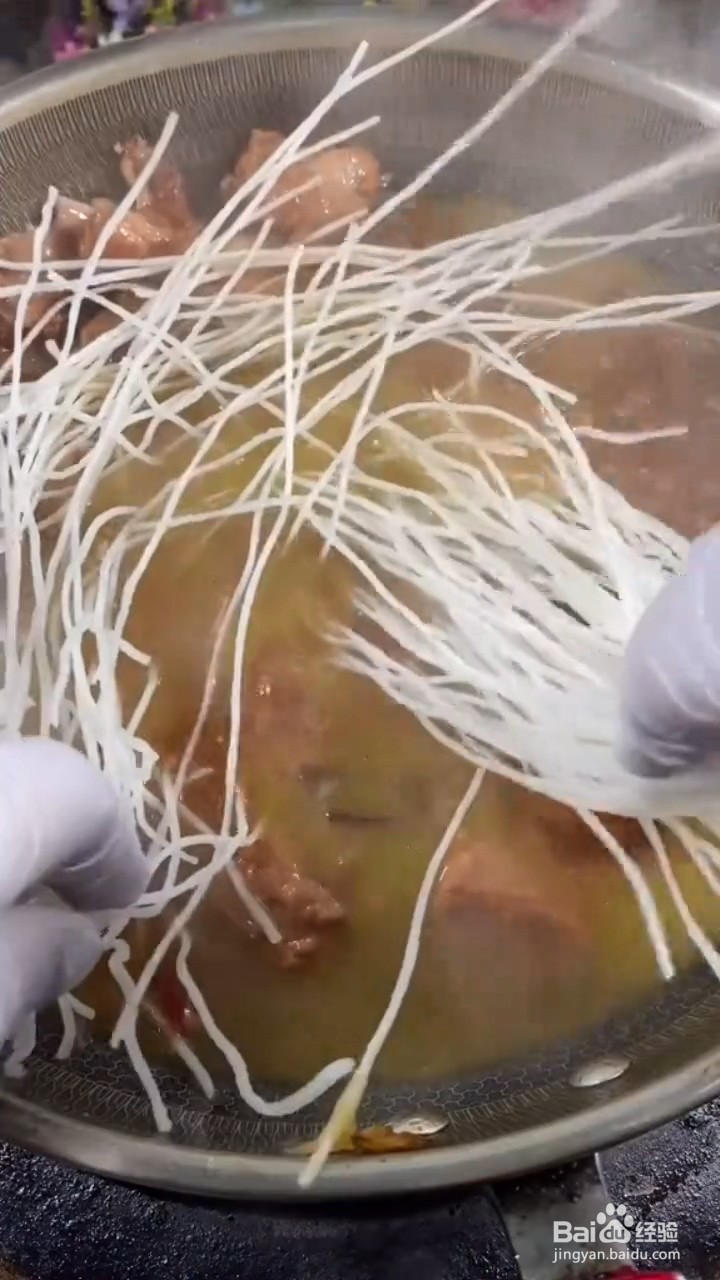 排骨炖粉条如何制作非常好吃