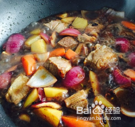 制作红烧牛楠