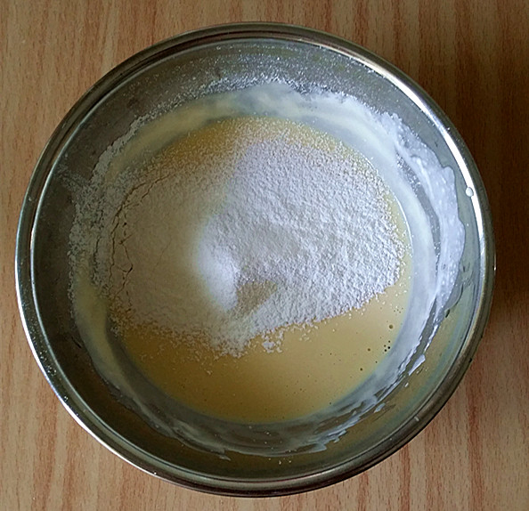 轻乳酪拉花蛋糕