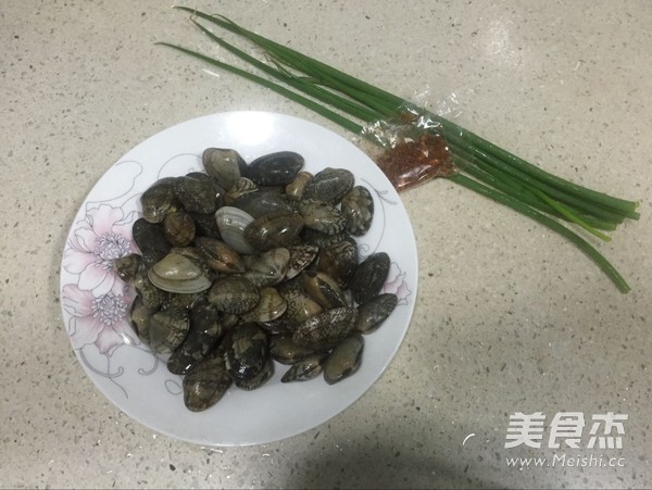 蒜蓉烤花蛤的做法