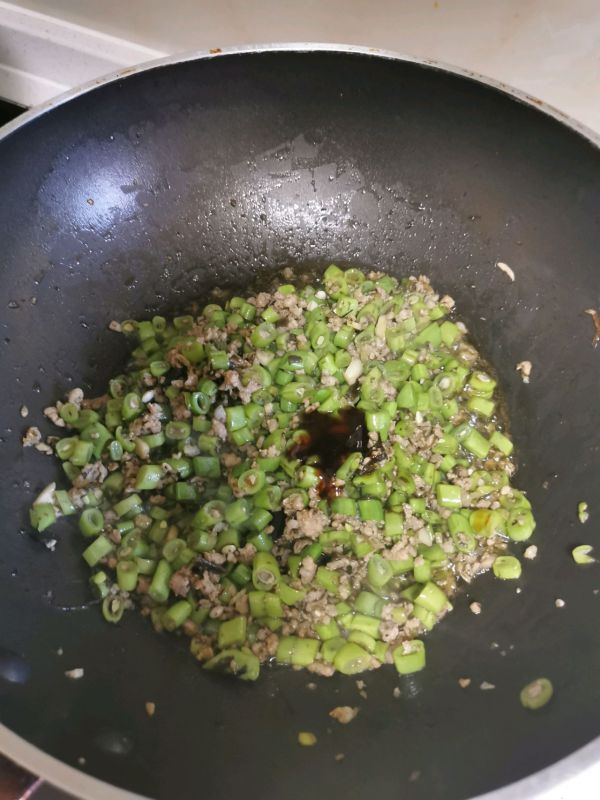 榄菜肉末四季豆