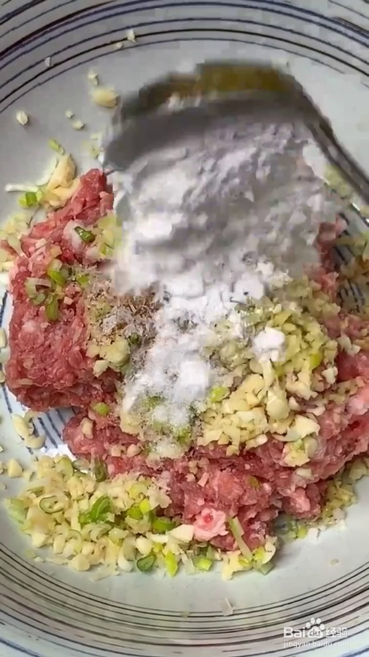 如何制作制作好吃的肉卷？