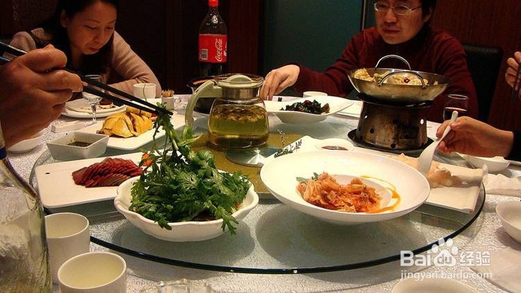 夫妻结婚后过年回谁家合适：去婆家，还是娘家？