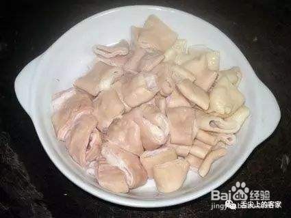 猪肠怎样处理才会脆