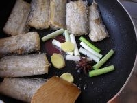 红烧带鱼最正宗的做法