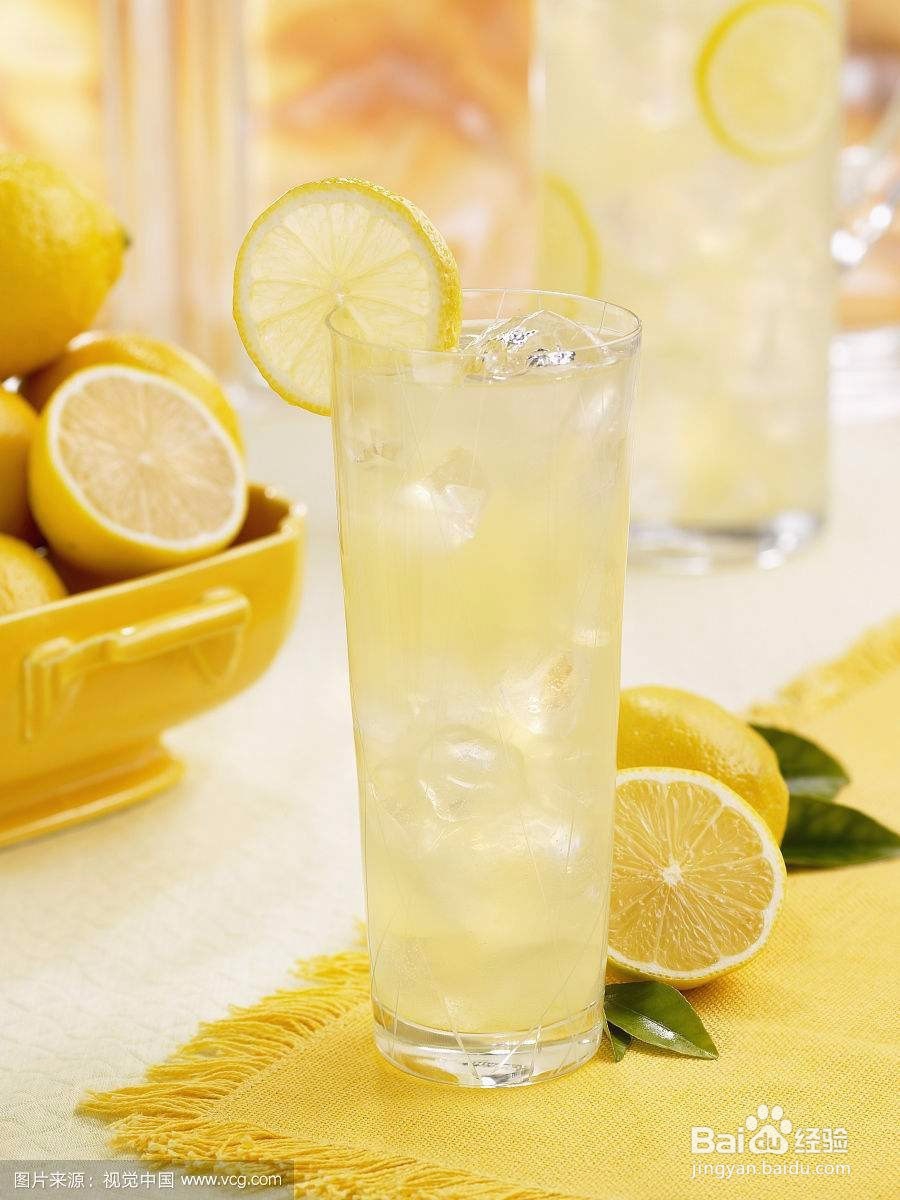 最棒的食疗方法——柠檬水
