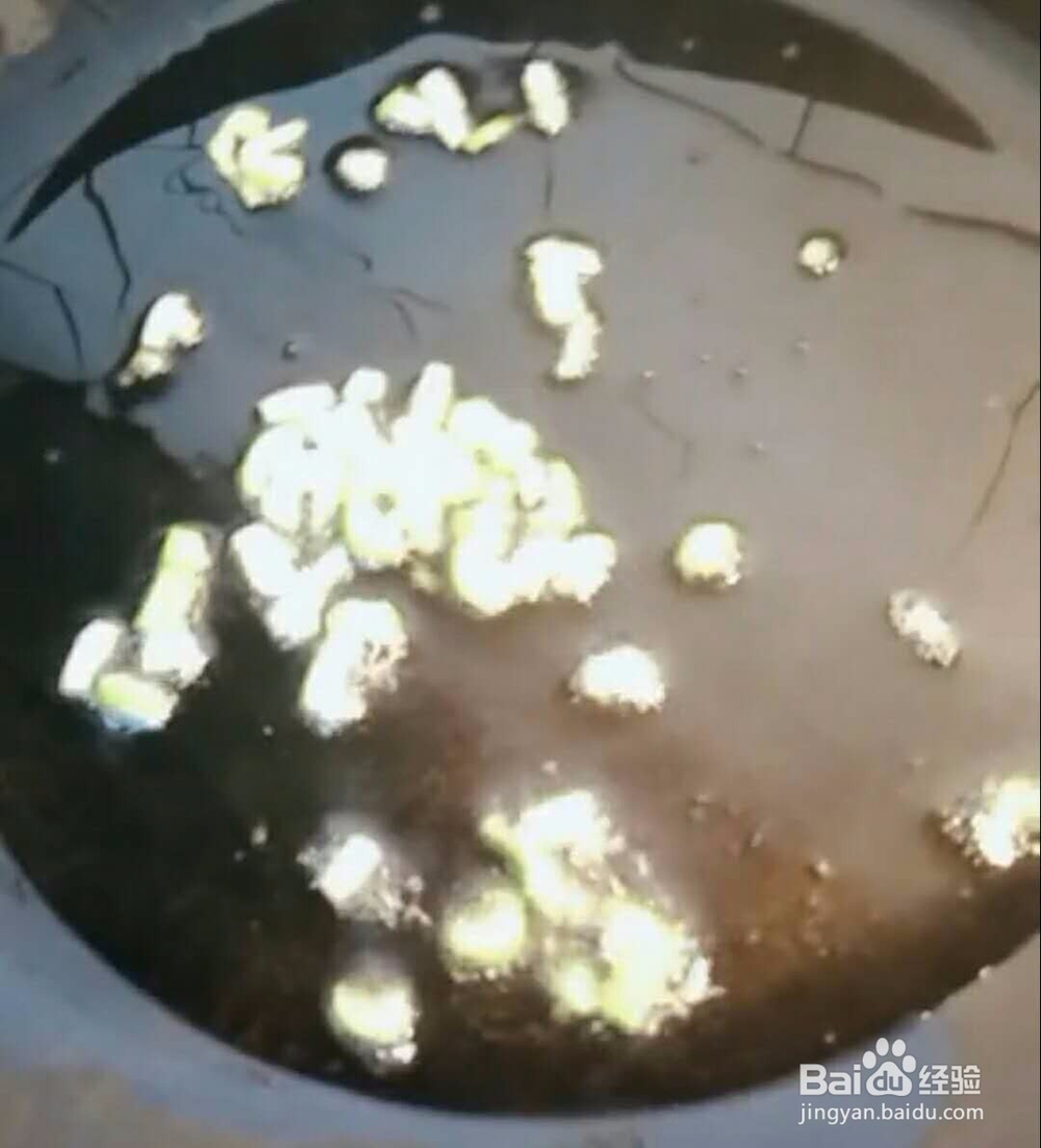 蒜苗炒猪肝做法