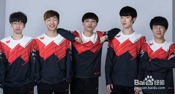 WE队服从青涩到成熟到王者，唯一不变的是王者路