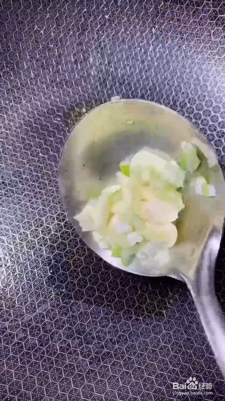 如何制作青椒炒鸡蛋