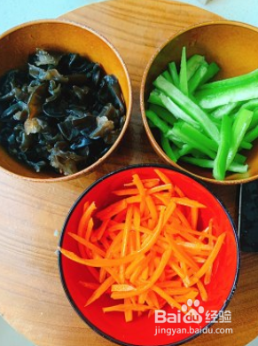 家常版鱼香肉丝的做法