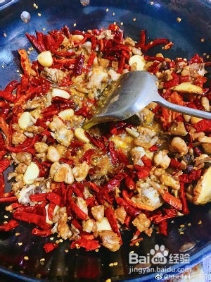 辣子鸡丁的做法