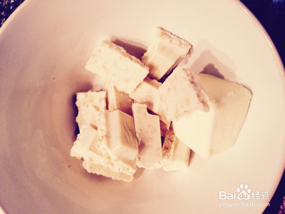 看完就会的白巧克力爆米花