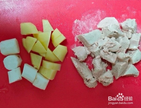 如何烹饪美味健康的鹅肝山药土豆肠