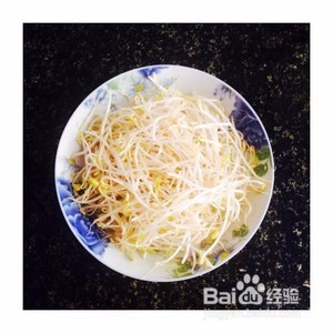 鸭爪煲的做法