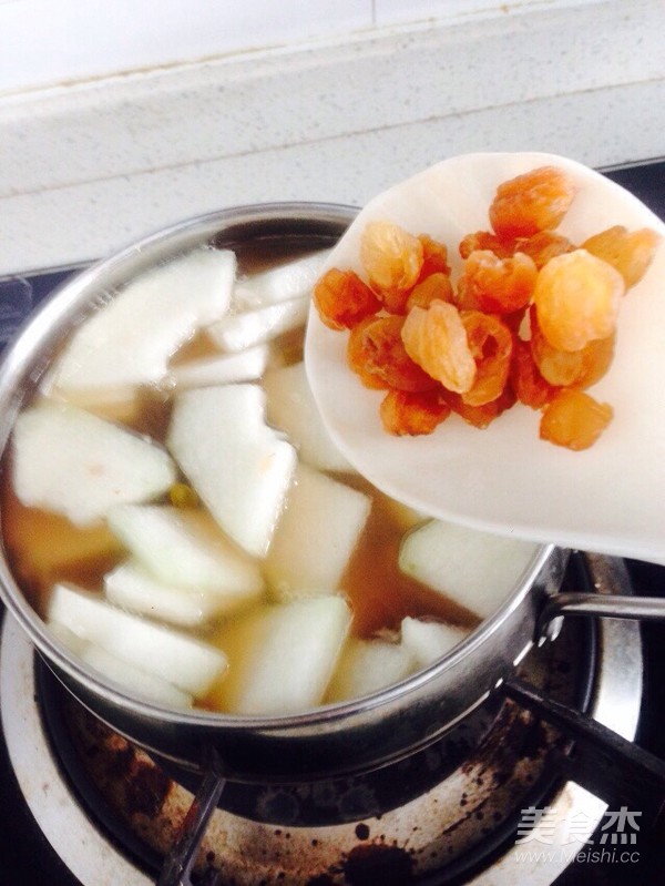 莲子绿豆桂圆枸杞冬瓜汤