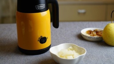 桃胶参果茶的做法