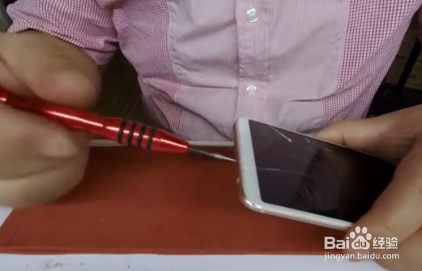 OPPOr11s换屏幕总成教程