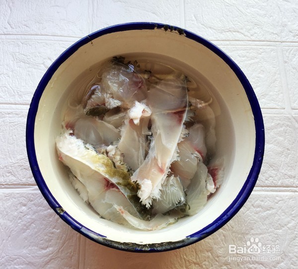 黑木耳蒸鱼片