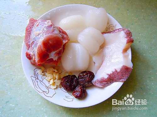 瘦身餐海底椰响螺肉汤