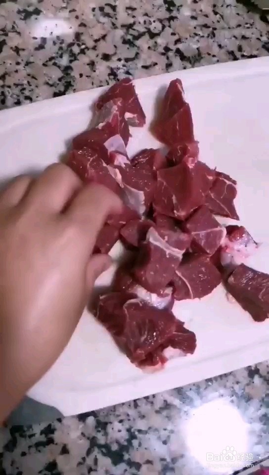 家常牛肉炖土豆