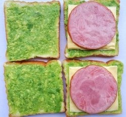 牛油果鸡蛋火腿三明治